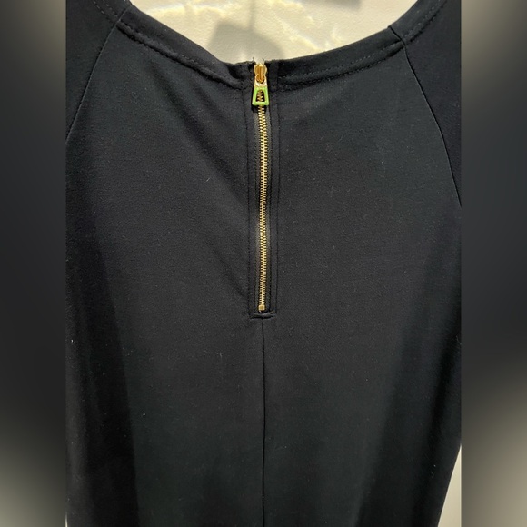 Sail to Sable Short Sleeve Minimalist Black Women's Dress With Gold Zipper Sz M - Picture 2 of 6